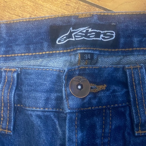 AlpineStars Men’s Jeans - Picture 2 of 4